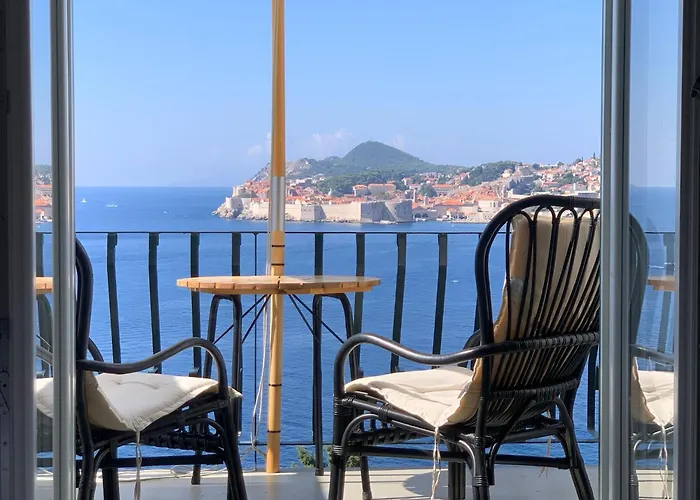 House Sveti Jakov Guest house 4*