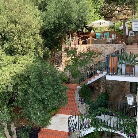 House Sveti Jakov 4*